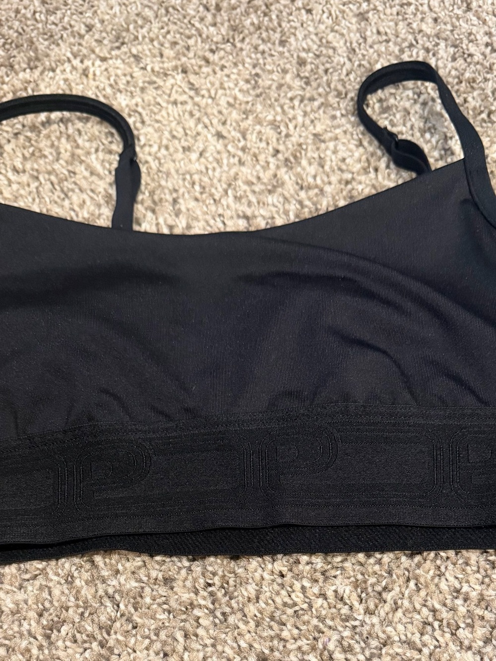 Victoria's Secret PINK Active Ultimate Lightly Lined black sports bra size S